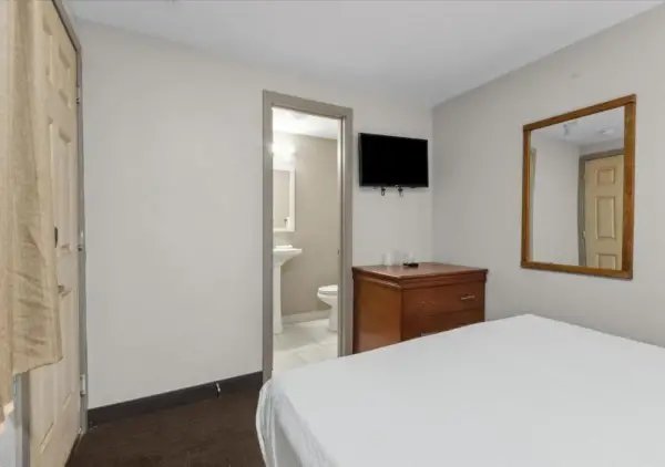 Edison Motor Lodge 6