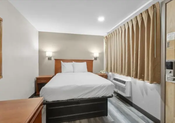 Edison Motor Lodge 9